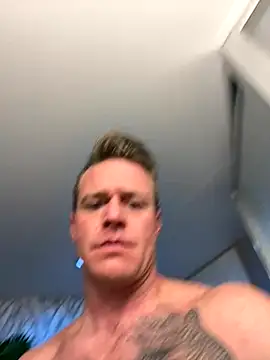 DILFiGuess1 live sex cam