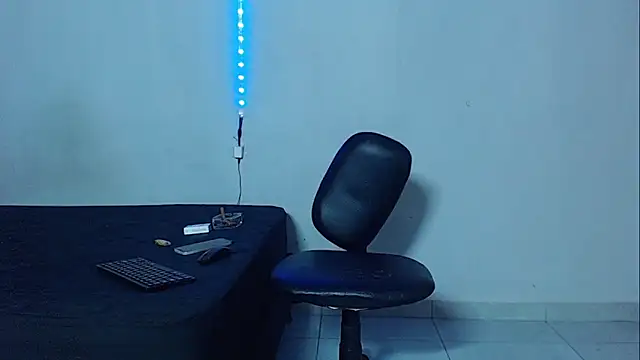 mikecoper_23's cam snapshot