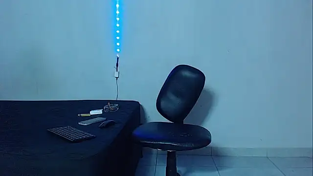 mikecoper_23 live sex cam