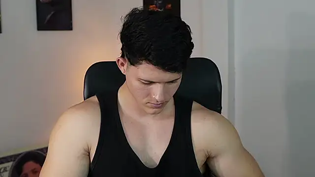 Hazzan_Velez live sex cam