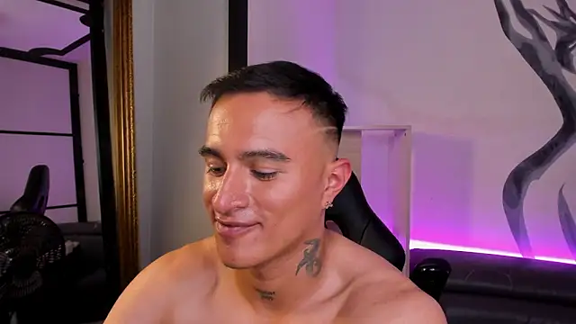 LiamDeep live sex cam