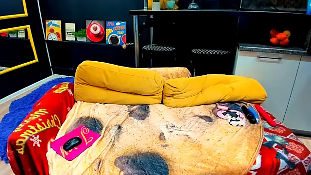 FlirtyMary's cam snapshot