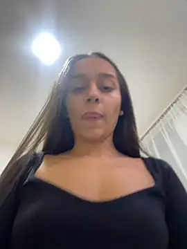 Brunettecollins05 live sex cam