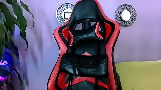 triana_crimson's web cam