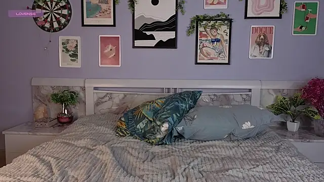 SonaMist's cam snapshot