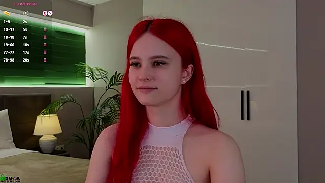 Rina_Red's cam snapshot