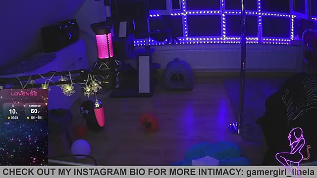 Gamergirl-Linela live sex cam