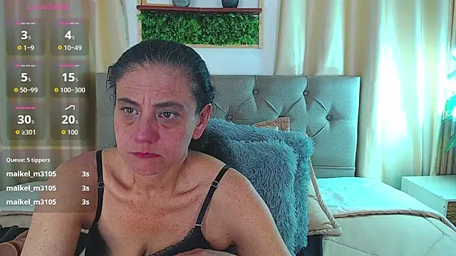 sasi_luna live sex cam