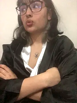 Mythical_Girl's cam snapshot