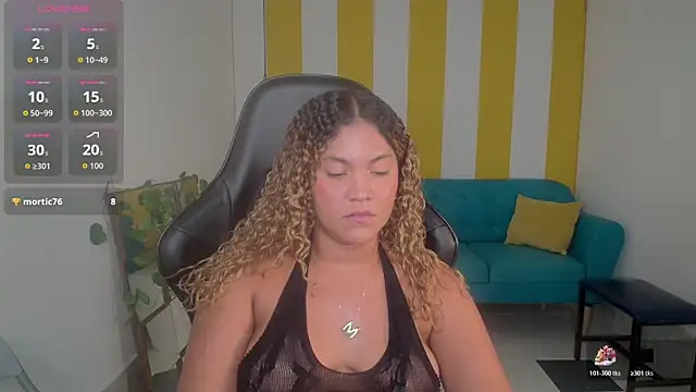 Cristal_War live sex cam