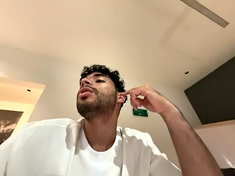 RaphaelDufort's cam snapshot