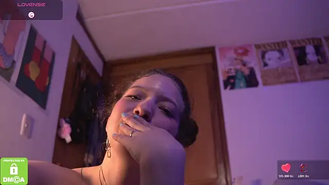 Katyroronoa's cam snapshot