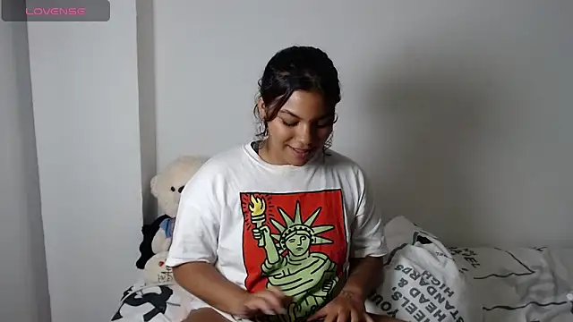 nanny__cute's cam snapshot