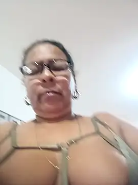 DioxaHot7 live sex cam