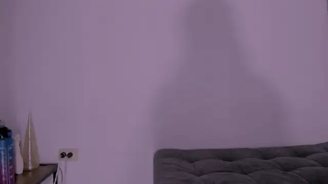 Miiafoxxx live sex cam