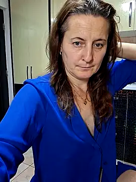 Sweet-milf-'s cam snapshot