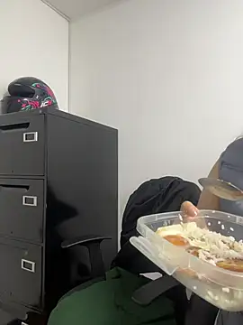 ROUSE_SINCLAIR's cam snapshot