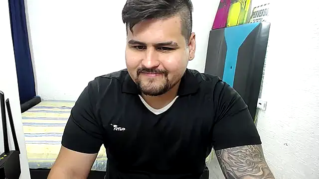 pitbullveryhot live sex cam