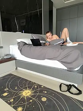 Nura_n_Sarah's cam snapshot