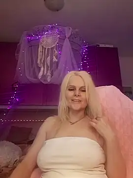 Angeldevilus's cam snapshot