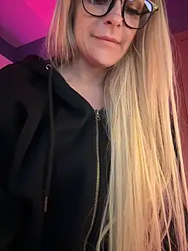 SashaRock's cam snapshot