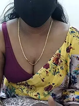 MrsNayoni77's cam snapshot