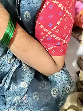 POOJACOUPLE's cam snapshot