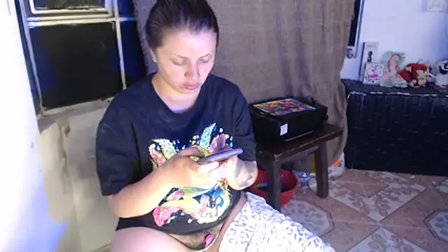 kattydirtylol's cam snapshot