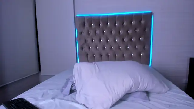 Mimossas's cam snapshot