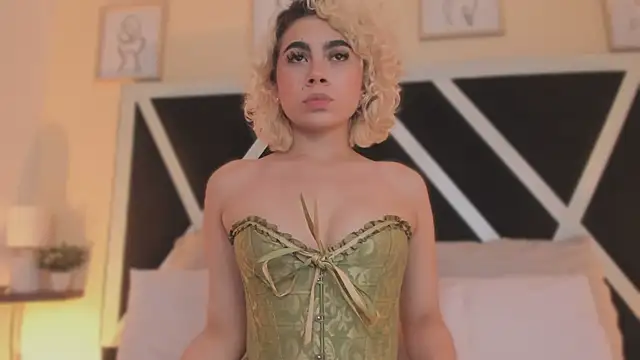 marian_pinzon's cam snapshot