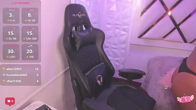 Darla_Santos_'s cam snapshot