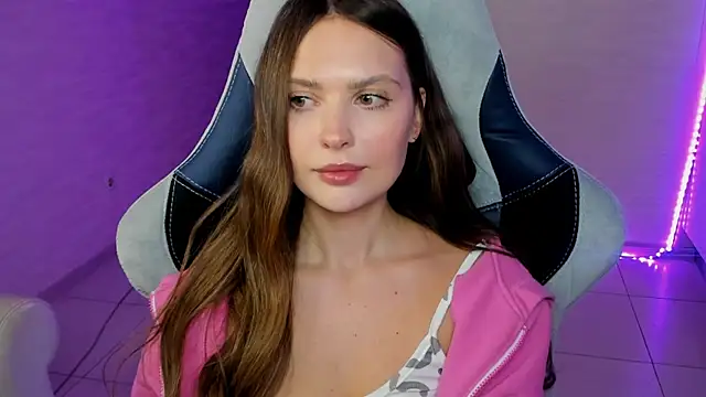 yourArya's cam snapshot