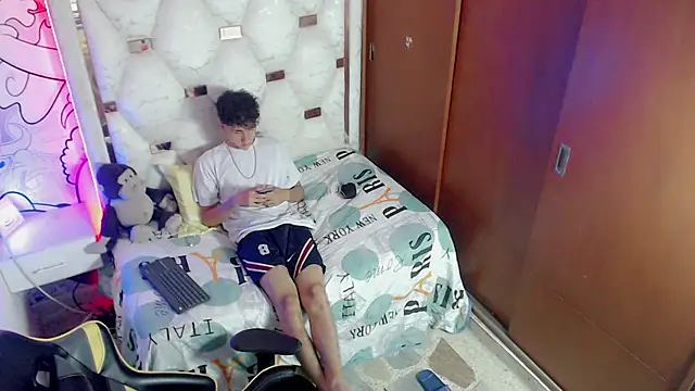 johnny_cagee's cam snapshot