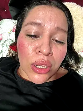 Lovelipsbig's cam snapshot