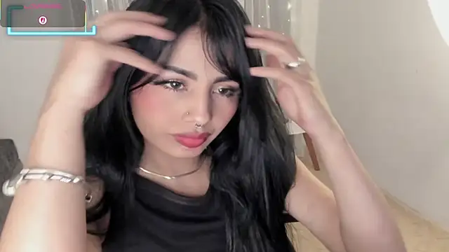 Miss_Charlottet's cam snapshot