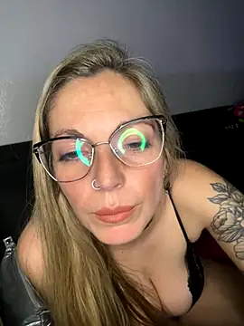 julietacollins11's cam snapshot