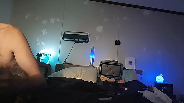 Bi_curious86 live sex cam