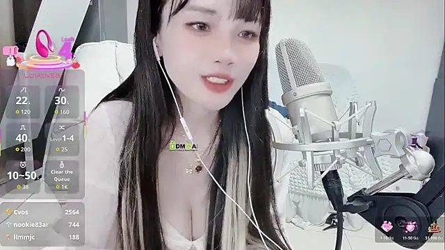 twlilybae live sex cam