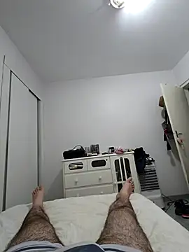MysterBearMG live sex cam
