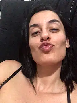 Catmila94 live sex cam