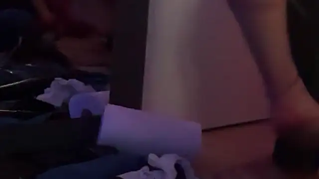 CloudyMuscleBeefy live sex cam