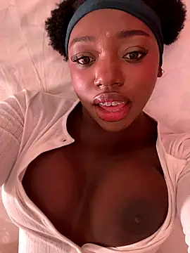 alissradiante1 live sex cam