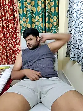 ChillBoyyy live sex cam