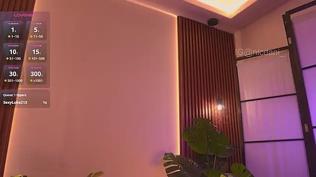 nicdani_1 live sex cam