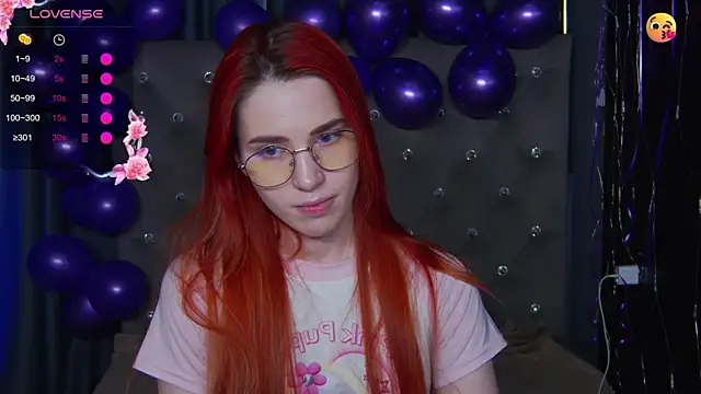 EmilyKents's cam snapshot