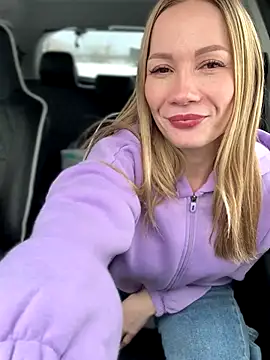 LavenderHot's cam snapshot