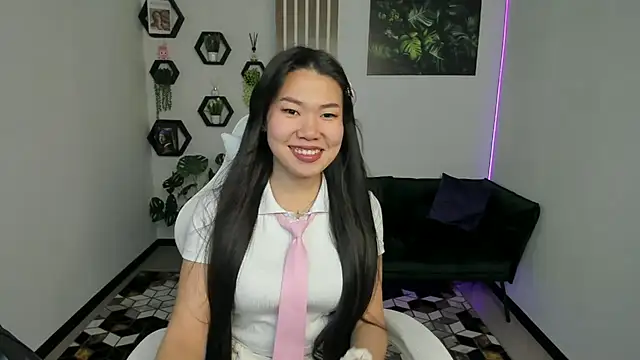 LunaPurrr's cam snapshot