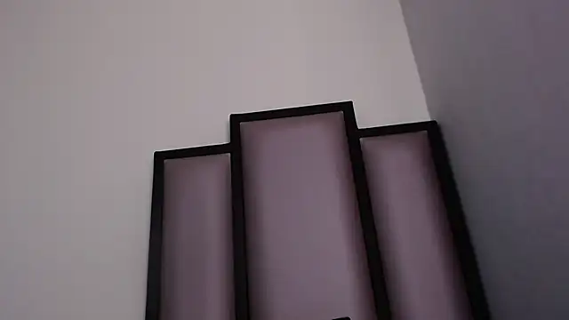 Lucy-23's cam snapshot