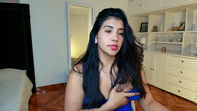 nina_moen's cam snapshot