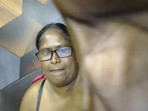 IndianDeluxe's cam snapshot